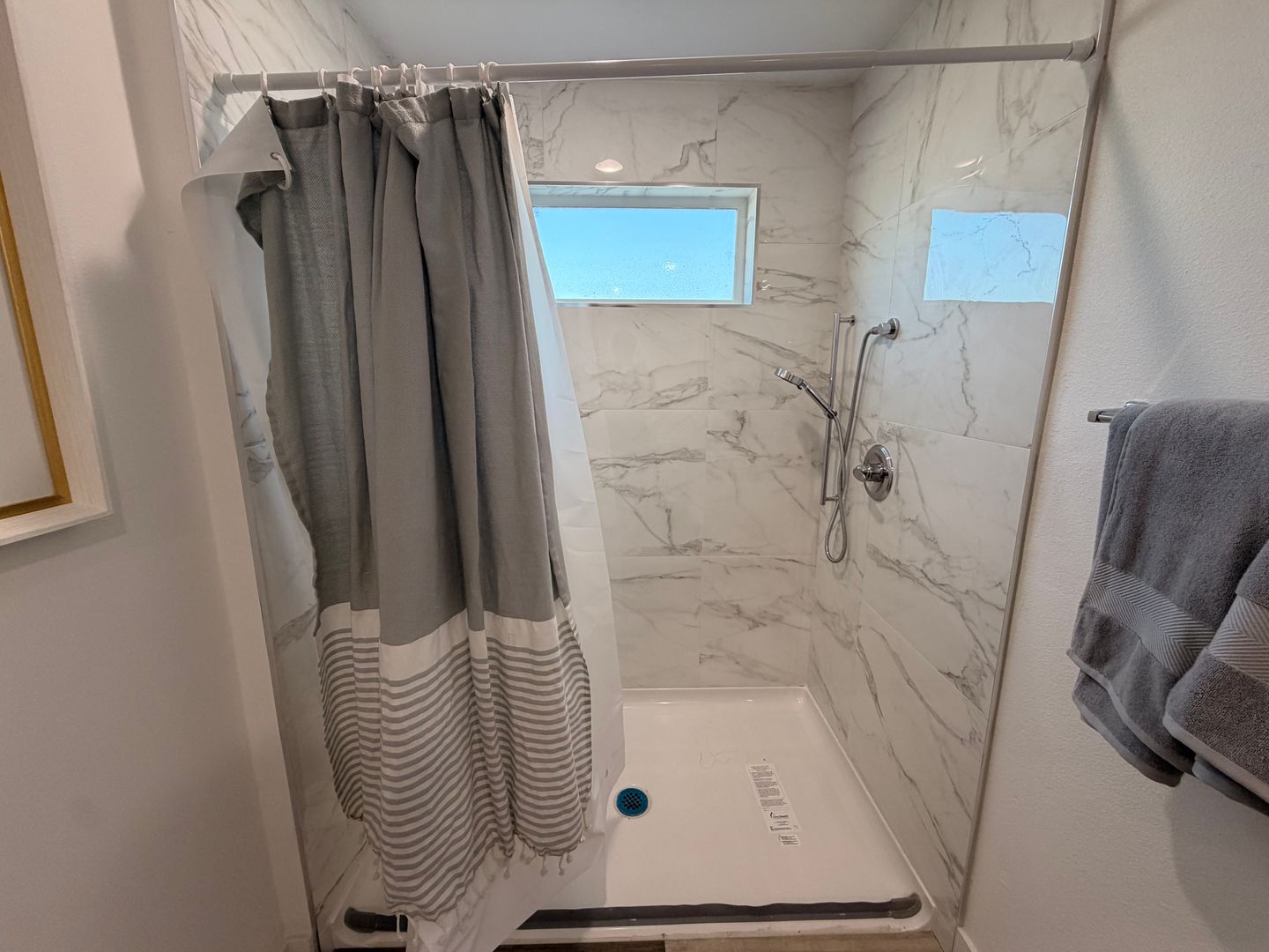 2837 San Marino St.  - Los Angeles - California - 1 bed, 1 bath rental property