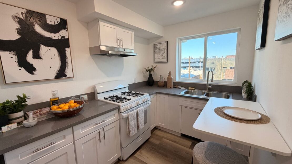 2837 San Marino St.  - Los Angeles - California - 1 bed, 1 bath rental property