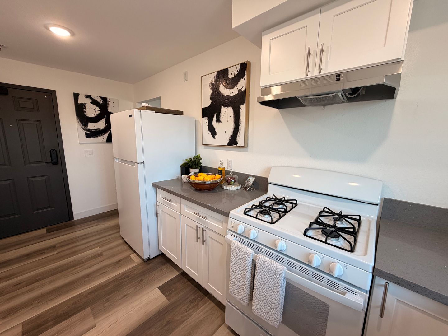 2837 San Marino St.  - Los Angeles - California - 1 bed, 1 bath rental property