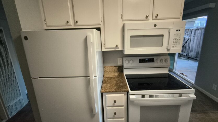 29536 Dixon St #2 - Hayward - California - 2 bed, 2 bath rental property