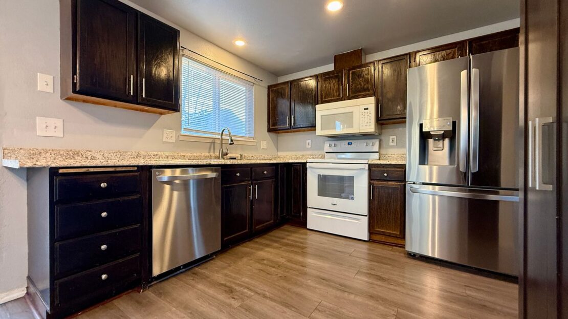 3042 SW Quartz Ave - Redmond - Oregon - 3 bed, 2 bath rental property