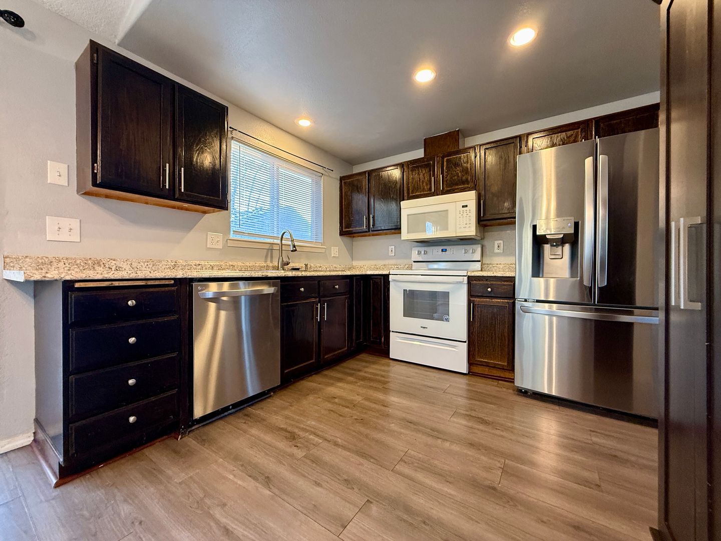 3042 SW Quartz Ave - Redmond - Oregon - 3 bed, 2 bath rental property