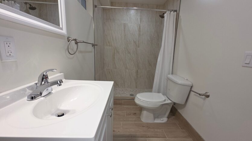 320 Myrtle Street - A - Glendale - California - 1 bed, 1 bath rental property