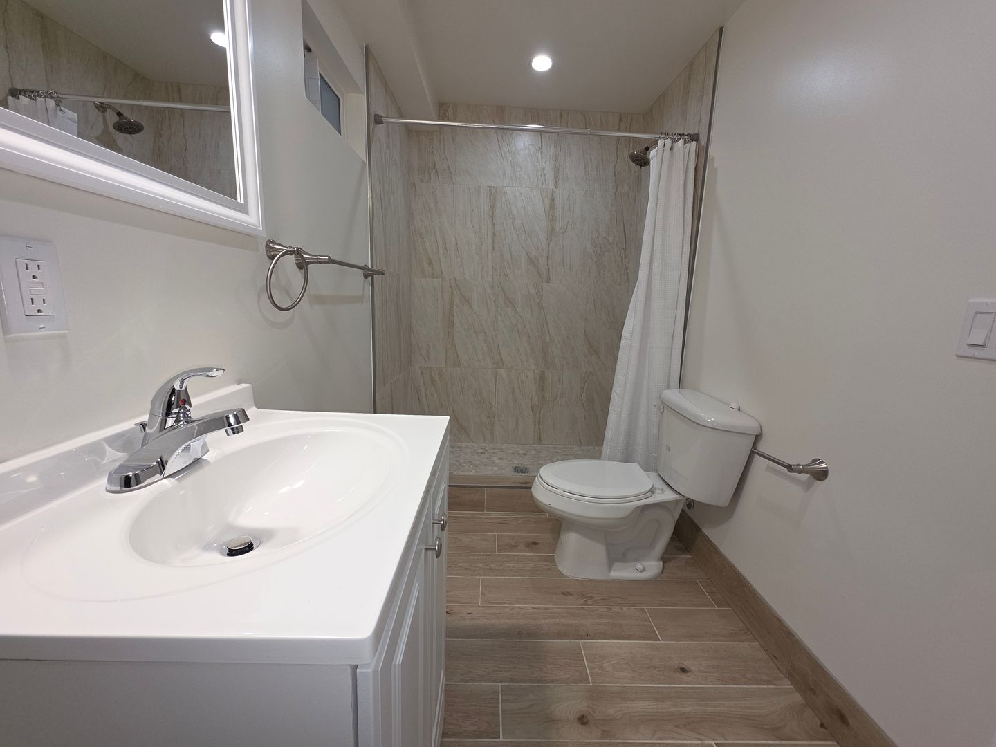 320 Myrtle Street - A - Glendale - California - 1 bed, 1 bath rental property