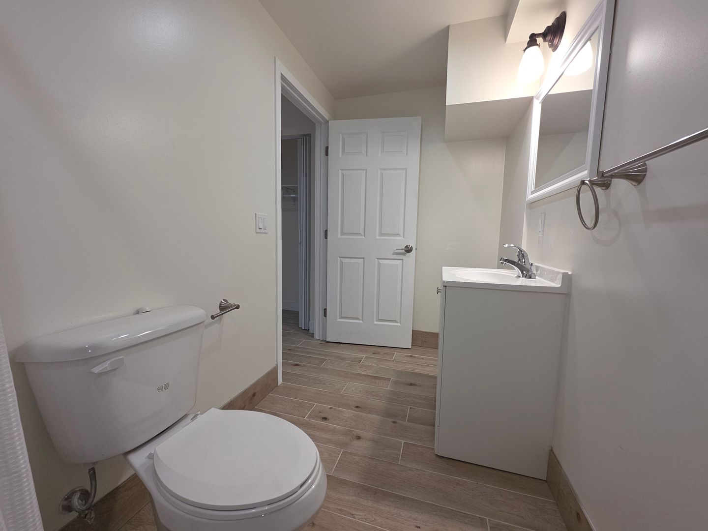 320 Myrtle Street - A - Glendale - California - 1 bed, 1 bath rental property