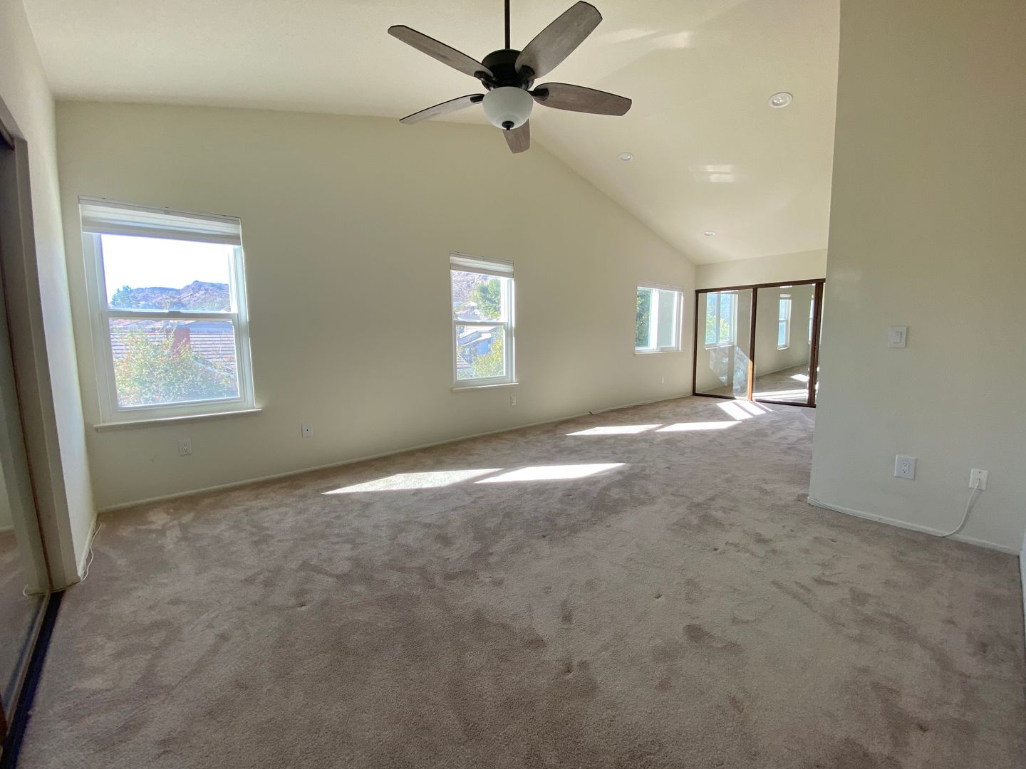 3225 Hidden Creek Ave - Thousand Oaks - California - 3 bed, 3 bath rental property