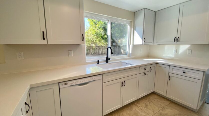 3225 Hidden Creek Ave - Thousand Oaks - California - 3 bed, 3 bath rental property