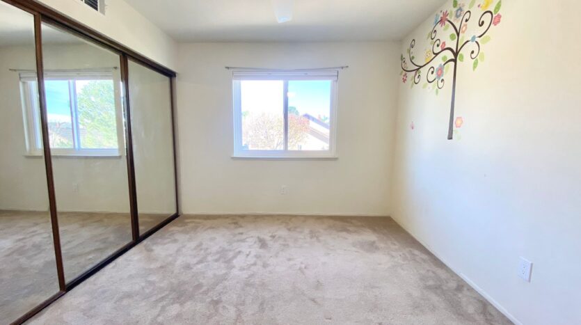 3225 Hidden Creek Ave - Thousand Oaks - California - 3 bed, 3 bath rental property