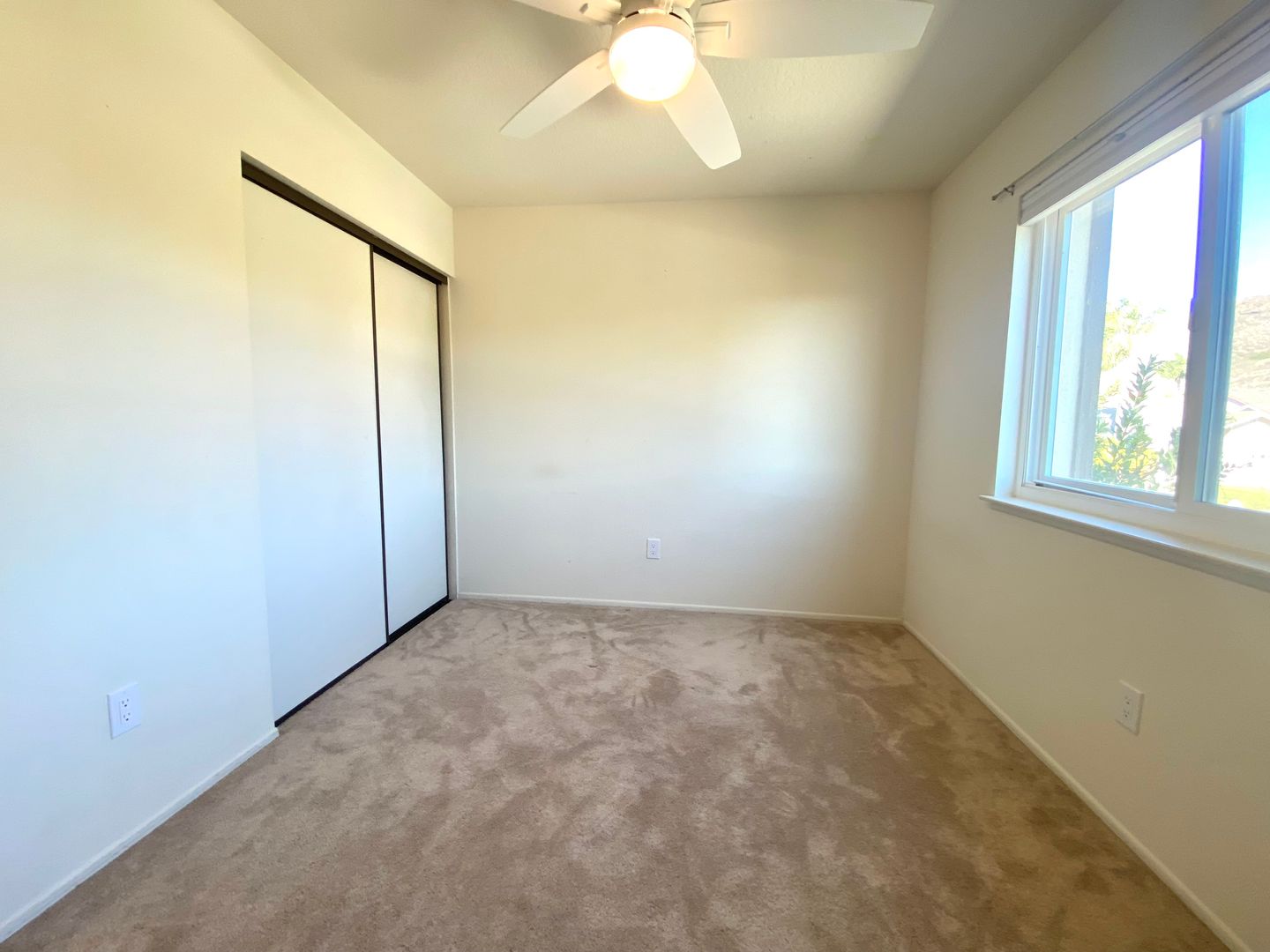 3225 Hidden Creek Ave - Thousand Oaks - California - 3 bed, 3 bath rental property