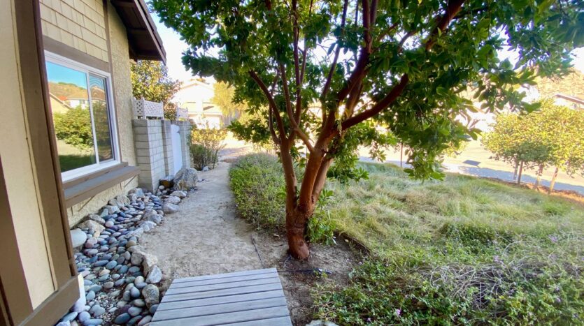 3225 Hidden Creek Ave - Thousand Oaks - California - 3 bed, 3 bath rental property