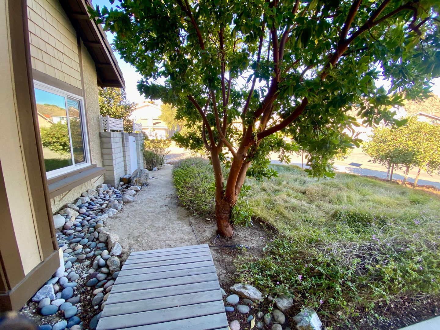 3225 Hidden Creek Ave - Thousand Oaks - California - 3 bed, 3 bath rental property