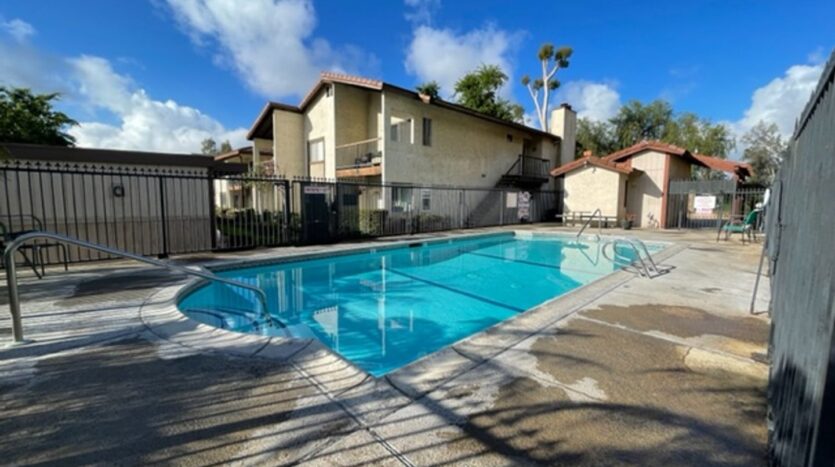 3260 Little Mountain Drive Unit C - San Bernardino - California - 3 bed, 2 bath rental property