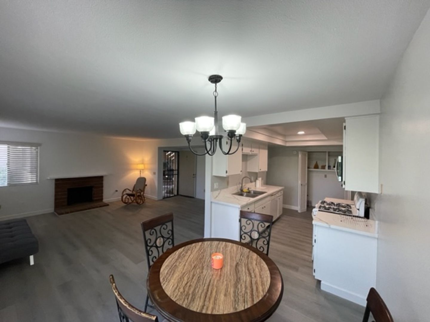 3260 Little Mountain Drive Unit C - San Bernardino - California - 3 bed, 2 bath rental property