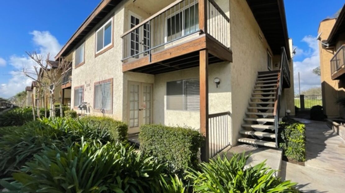 3260 Little Mountain Drive Unit C - San Bernardino - California - 3 bed, 2 bath rental property