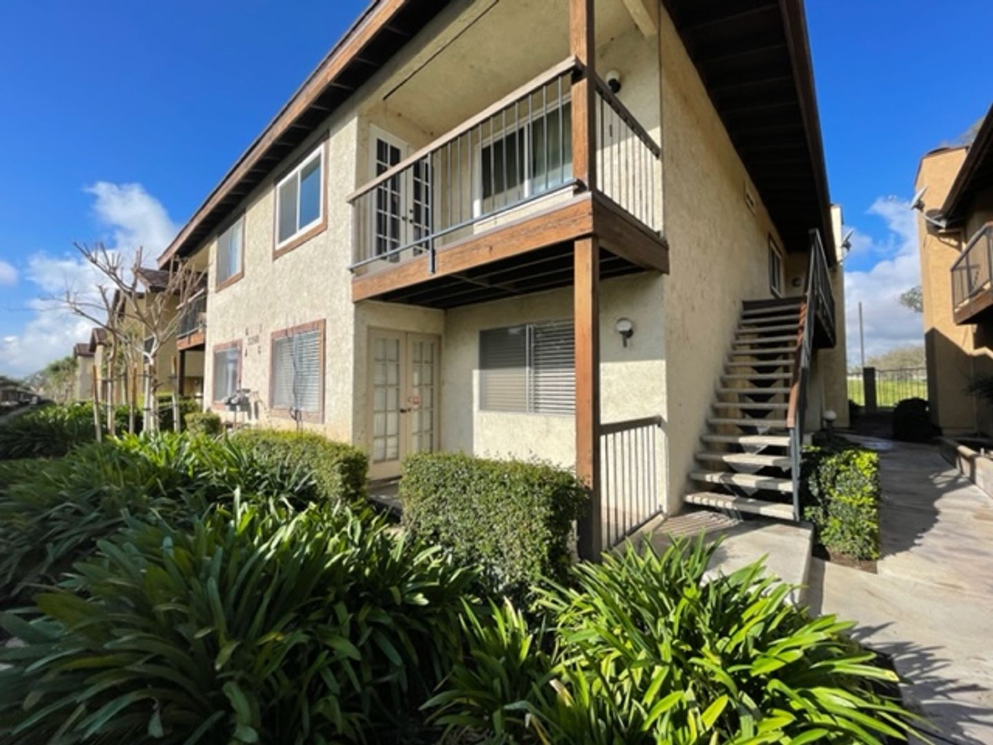 3260 Little Mountain Drive Unit C - San Bernardino - California - 3 bed, 2 bath rental property