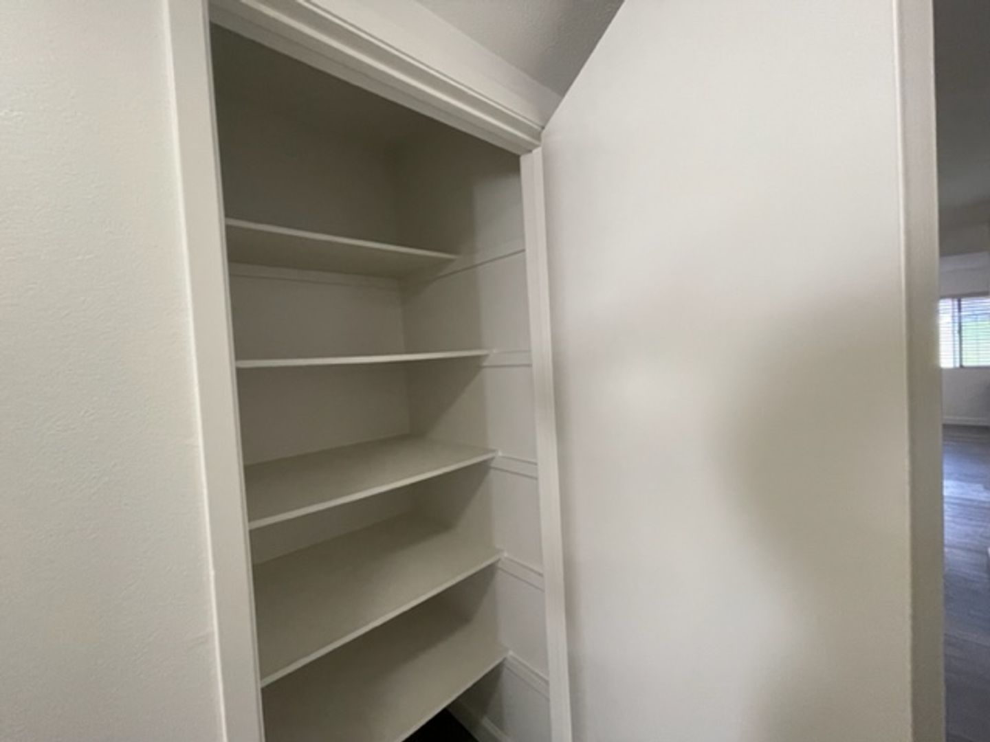 3260 Little Mountain Drive Unit C - San Bernardino - California - 3 bed, 2 bath rental property