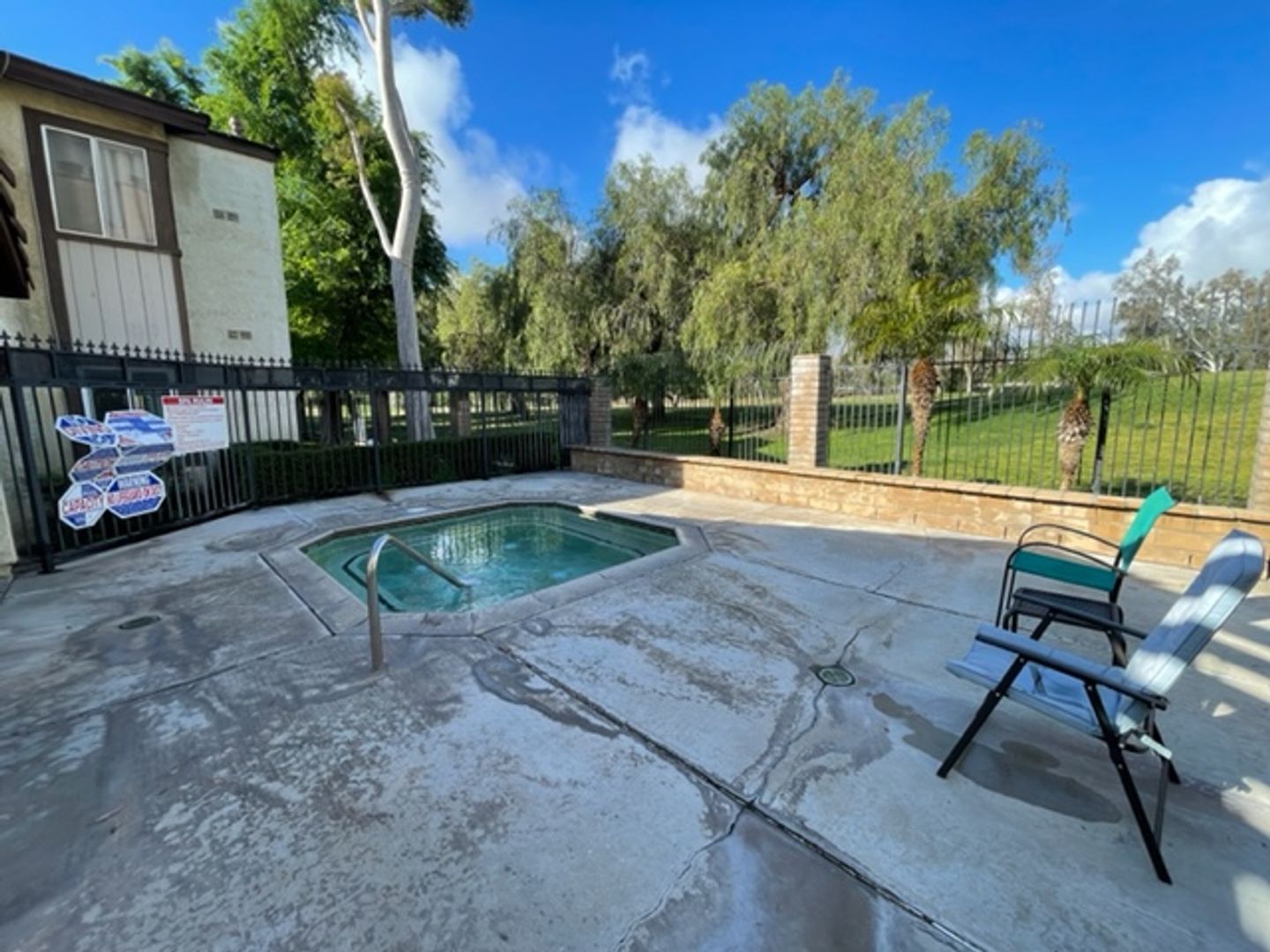 3260 Little Mountain Drive Unit C - San Bernardino - California - 3 bed, 2 bath rental property