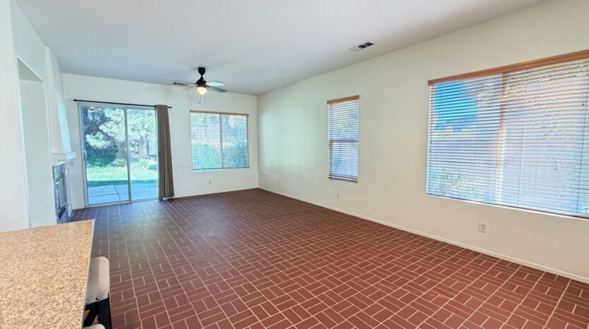 32900 Adelante St - Temecula - California - 4 bed, 2 bath rental property