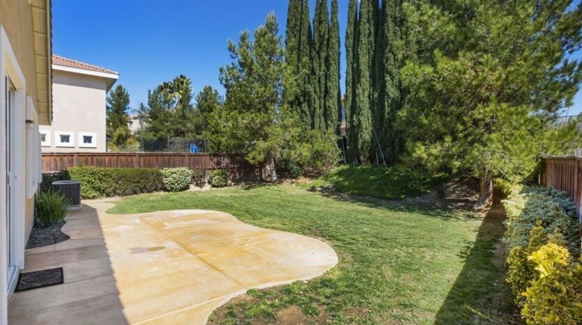 32900 Adelante St - Temecula - California - 4 bed, 2 bath rental property