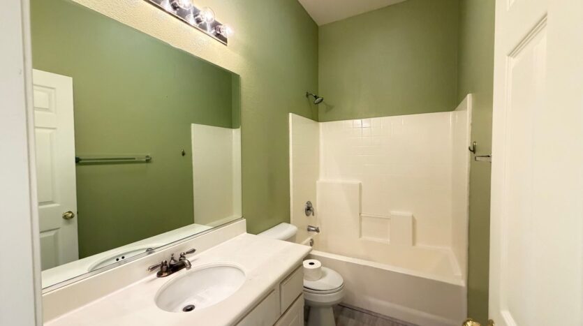 32900 Adelante St - Temecula - California - 4 bed, 2 bath rental property