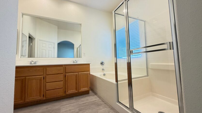 32900 Adelante St - Temecula - California - 4 bed, 2 bath rental property