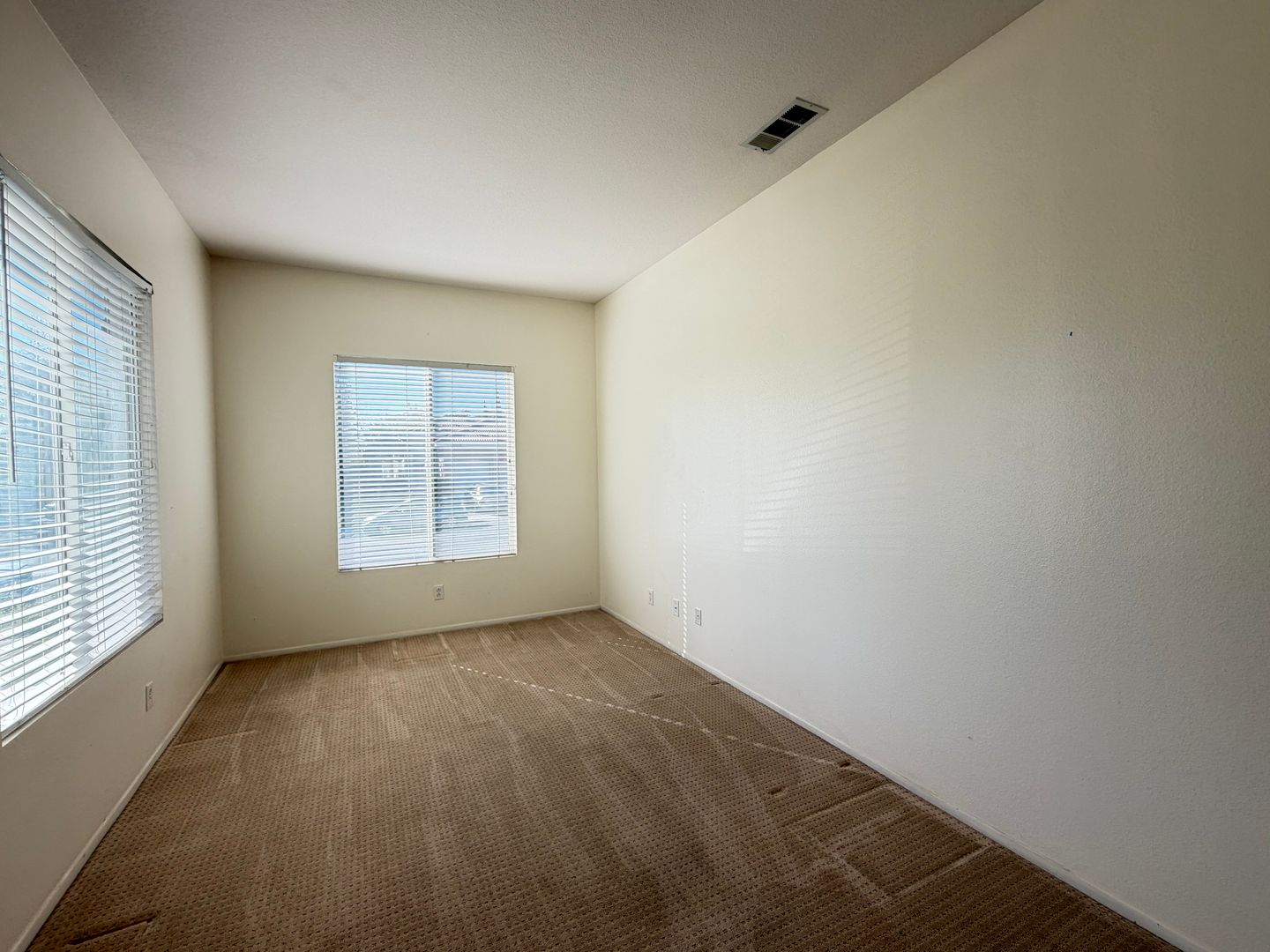 32900 Adelante St - Temecula - California - 4 bed, 2 bath rental property