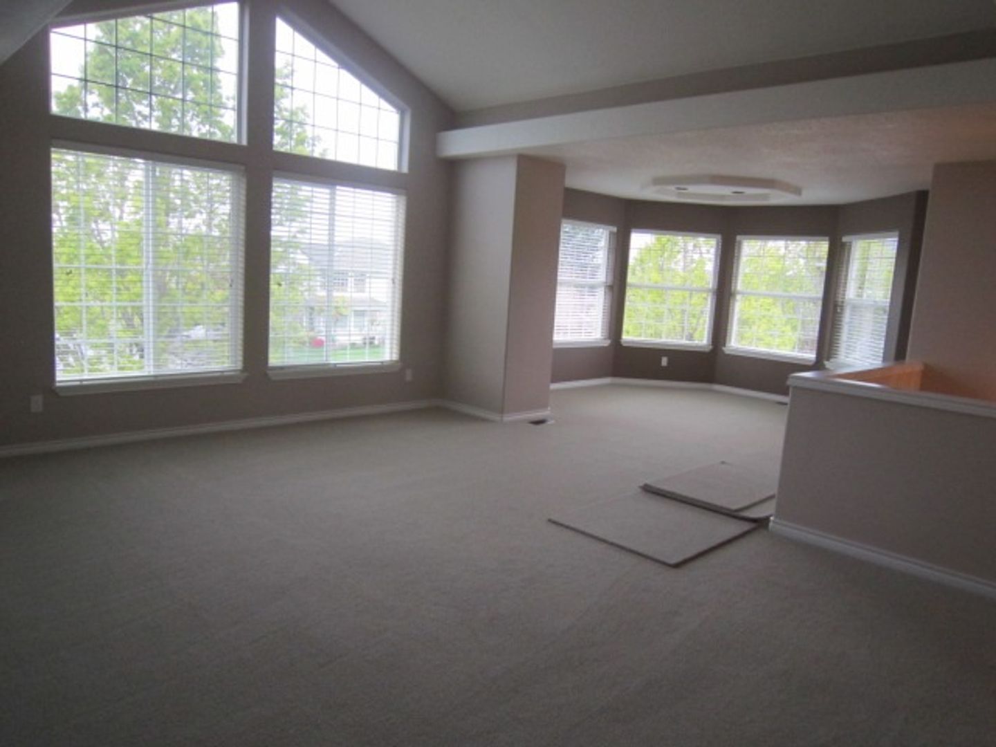 3380 NW Blackcomb Drive - Portland - Oregon - 6 bed, 3 bath rental property