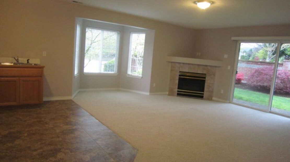 3380 NW Blackcomb Drive - Portland - Oregon - 6 bed, 3 bath rental property