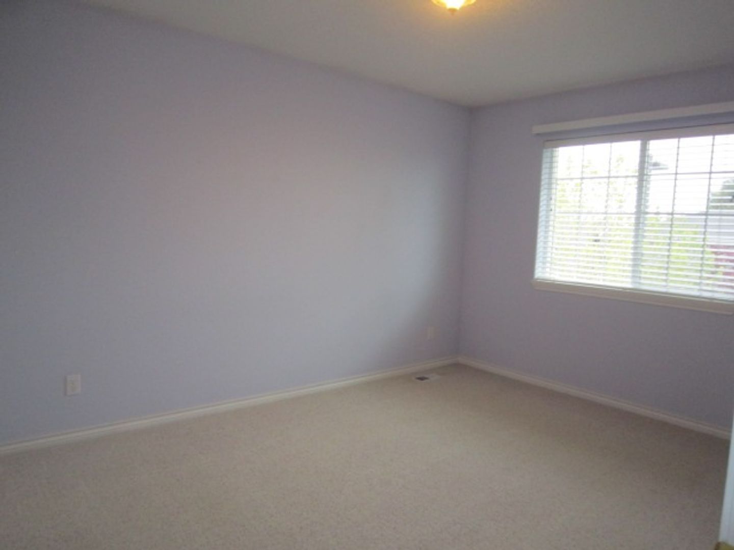 3380 NW Blackcomb Drive - Portland - Oregon - 6 bed, 3 bath rental property