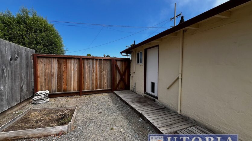 3420 Floral Dr. - Santa Cruz - California - 1 bed, 1 bath rental property