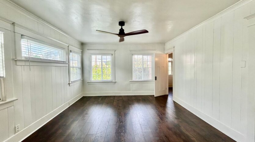 3520-3526  White House Place - Los Angeles - California - 1 bed, 1 bath rental property