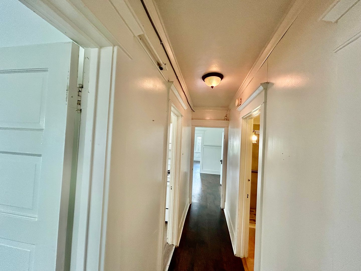 3520-3526  White House Place - Los Angeles - California - 1 bed, 1 bath rental property