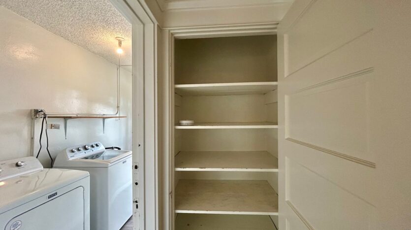 3520-3526  White House Place - Los Angeles - California - 1 bed, 1 bath rental property