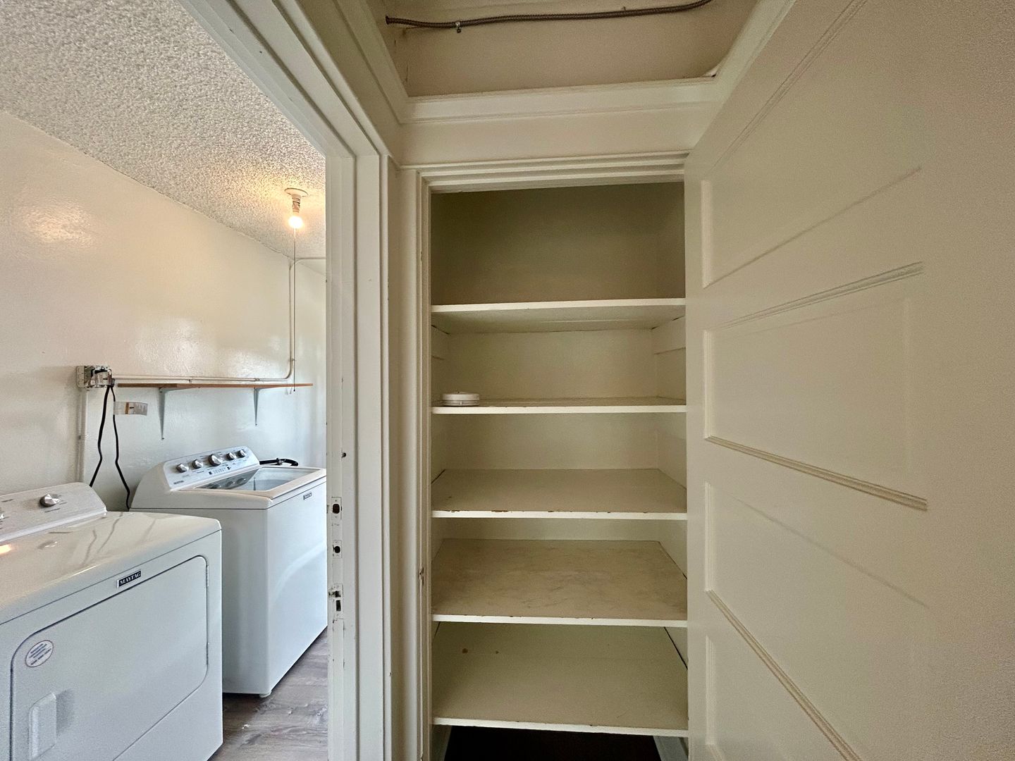 3520-3526  White House Place - Los Angeles - California - 1 bed, 1 bath rental property