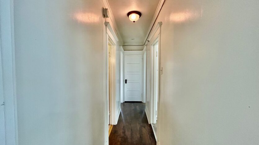 3520-3526  White House Place - Los Angeles - California - 1 bed, 1 bath rental property