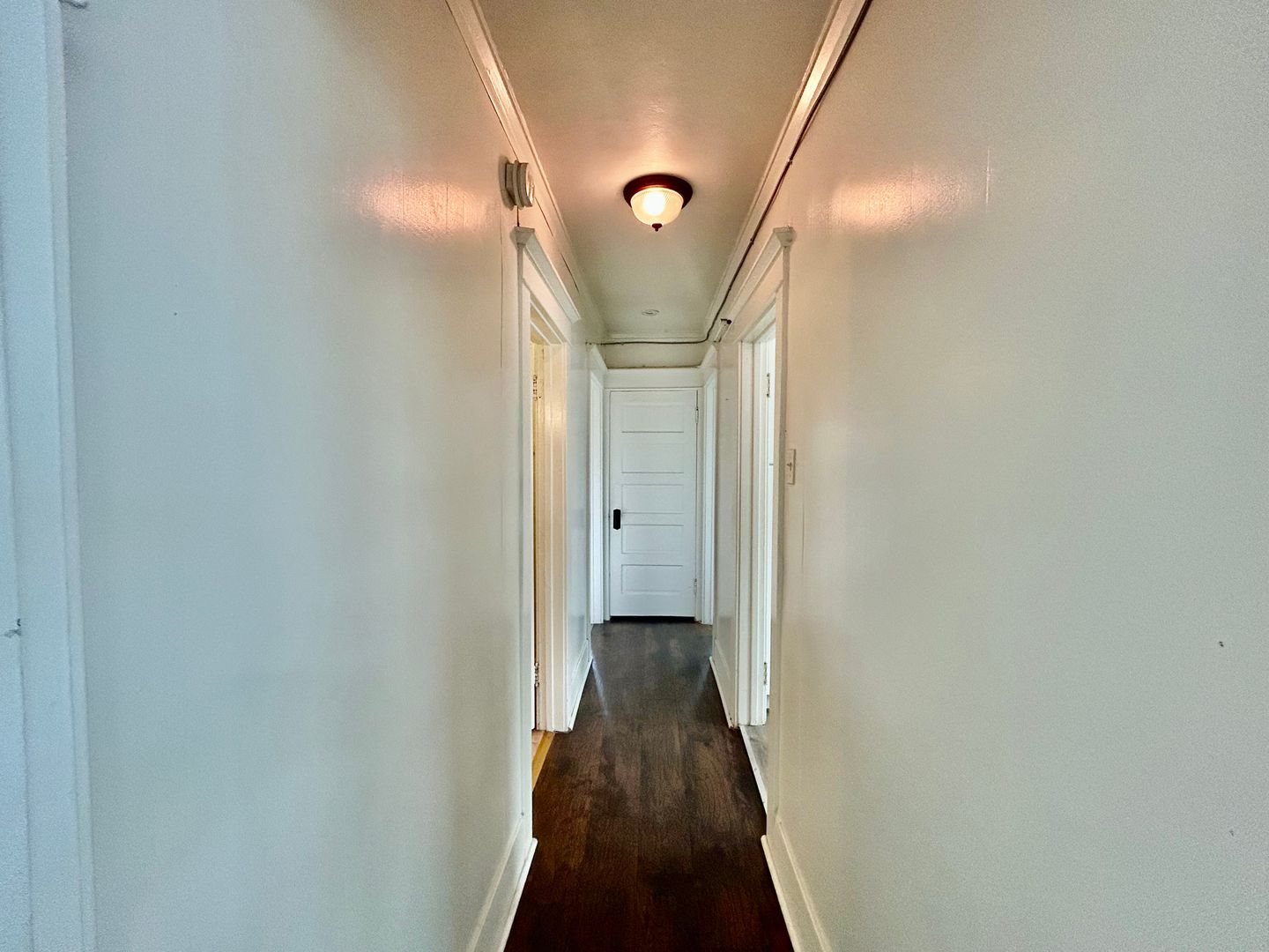 3520-3526  White House Place - Los Angeles - California - 1 bed, 1 bath rental property