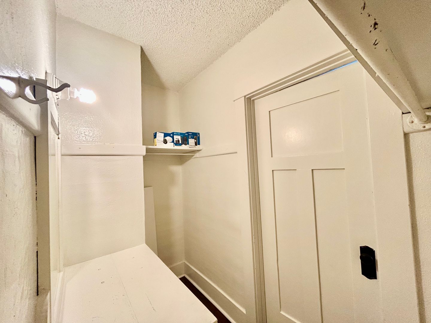 3520-3526  White House Place - Los Angeles - California - 1 bed, 1 bath rental property