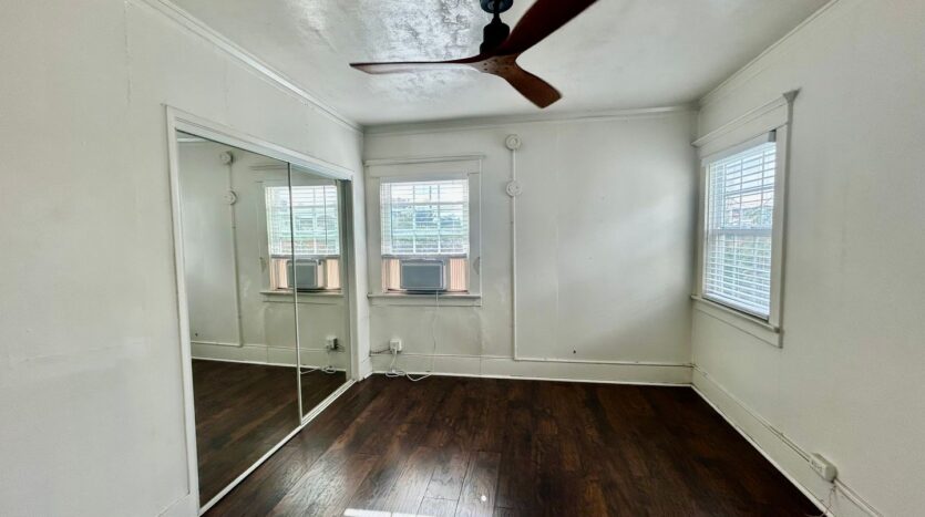 3520-3526  White House Place - Los Angeles - California - 1 bed, 1 bath rental property