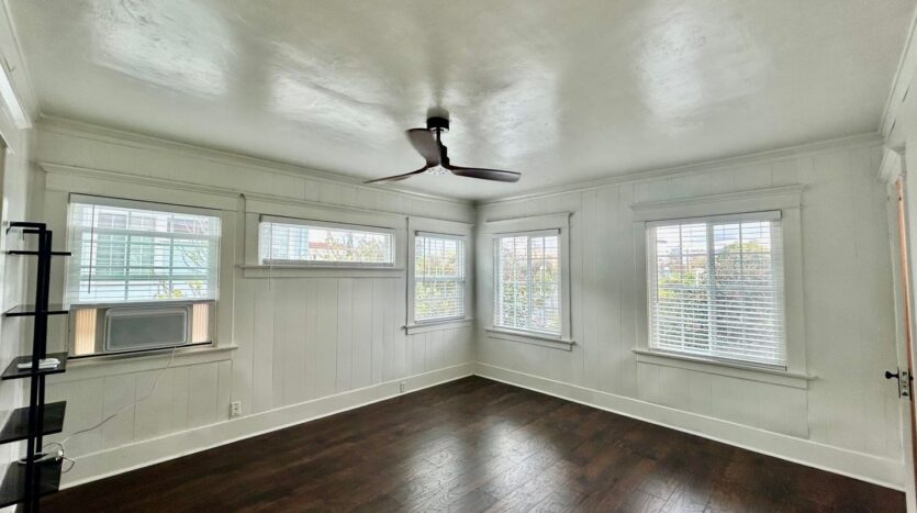 3520-3526  White House Place - Los Angeles - California - 1 bed, 1 bath rental property