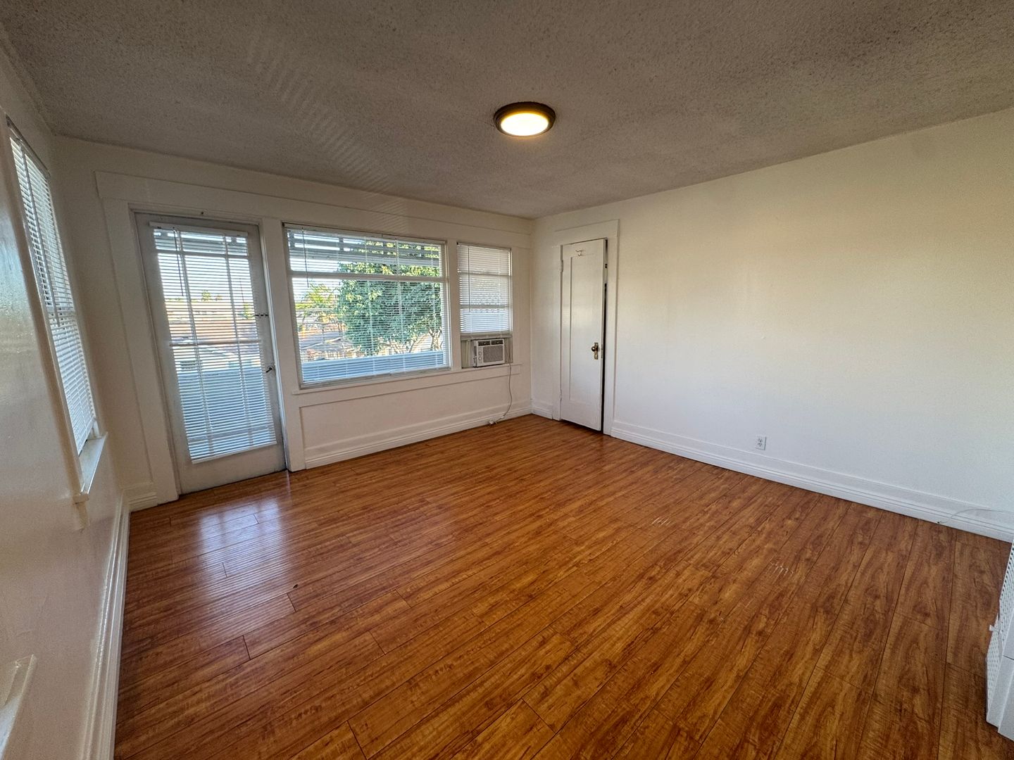 361 Walnut Ave  - Long Beach - California - 1 bath rental property