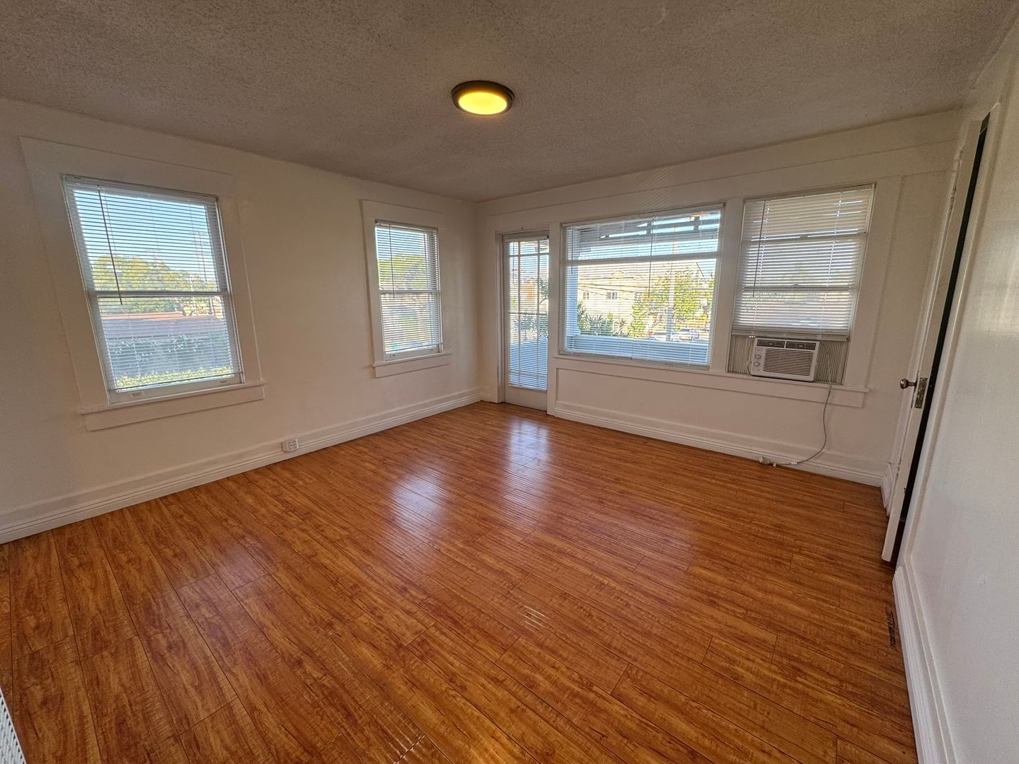 361 Walnut Ave  - Long Beach - California - 1 bath rental property