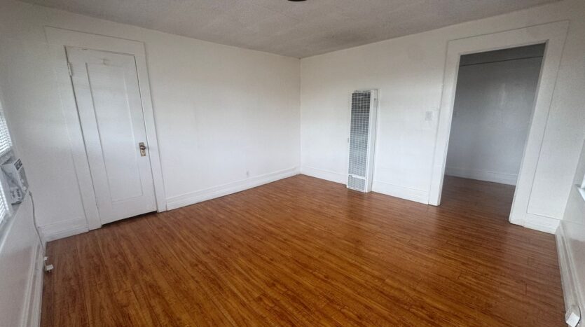 361 Walnut Ave  - Long Beach - California - 2 bed, 1 bath rental property