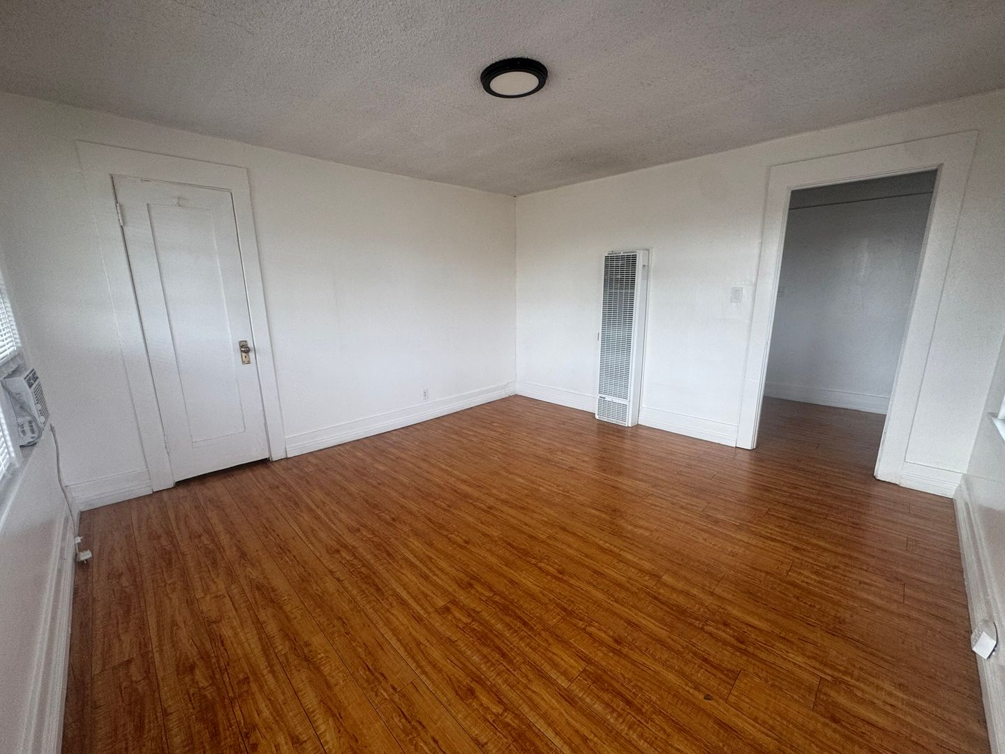 361 Walnut Ave  - Long Beach - California - 2 bed, 1 bath rental property