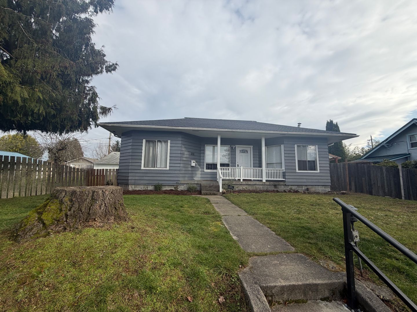 3711 N Huson St - Tacoma - Washington - 3 bed, 2.5 bath rental property