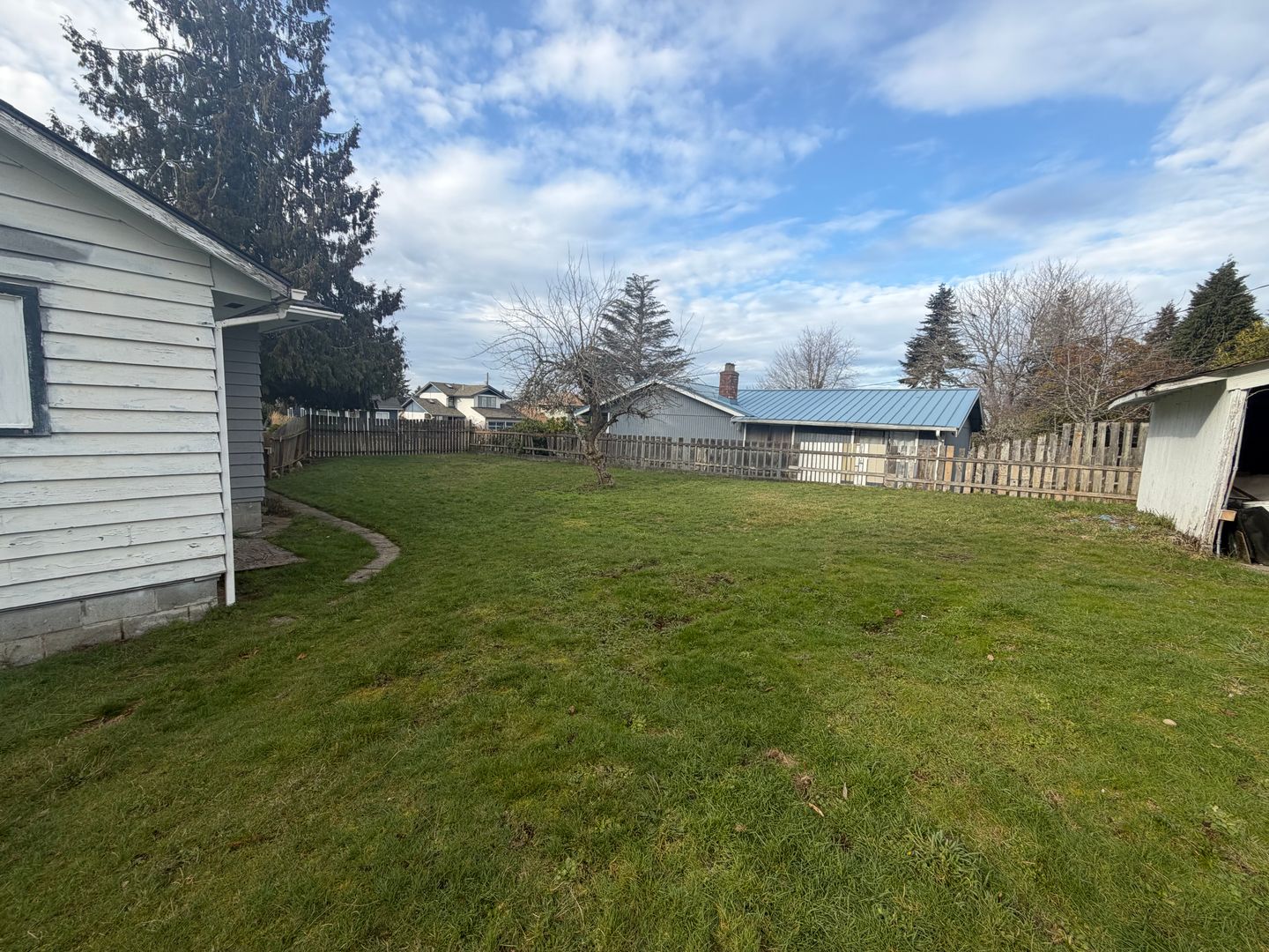 3711 N Huson St - Tacoma - Washington - 3 bed, 2.5 bath rental property