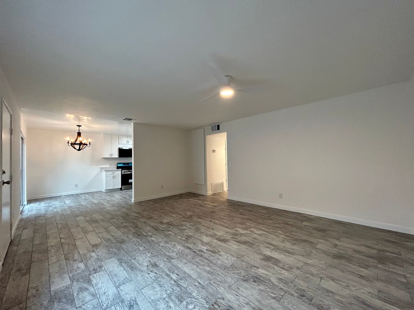 3777 E Calle De Carlos - Unit 02 - Palm Springs - California - 2 bed, 2 bath rental property
