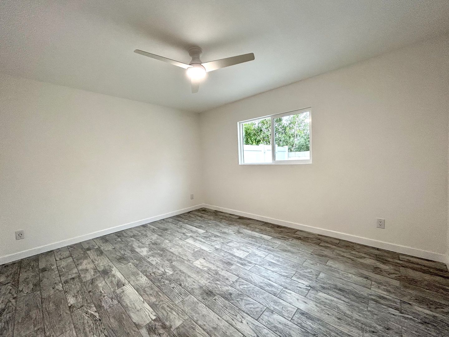 3777 E Calle De Carlos - Unit 02 - Palm Springs - California - 2 bed, 2 bath rental property