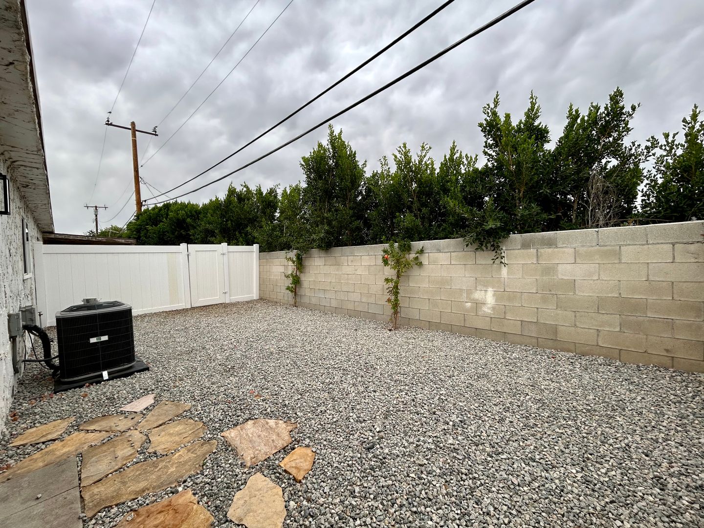 3777 E Calle De Carlos - Unit 02 - Palm Springs - California - 2 bed, 2 bath rental property