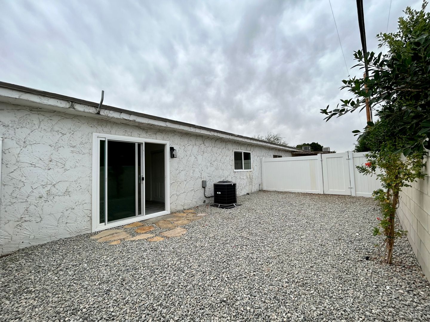 3777 E Calle De Carlos - Unit 02 - Palm Springs - California - 2 bed, 2 bath rental property