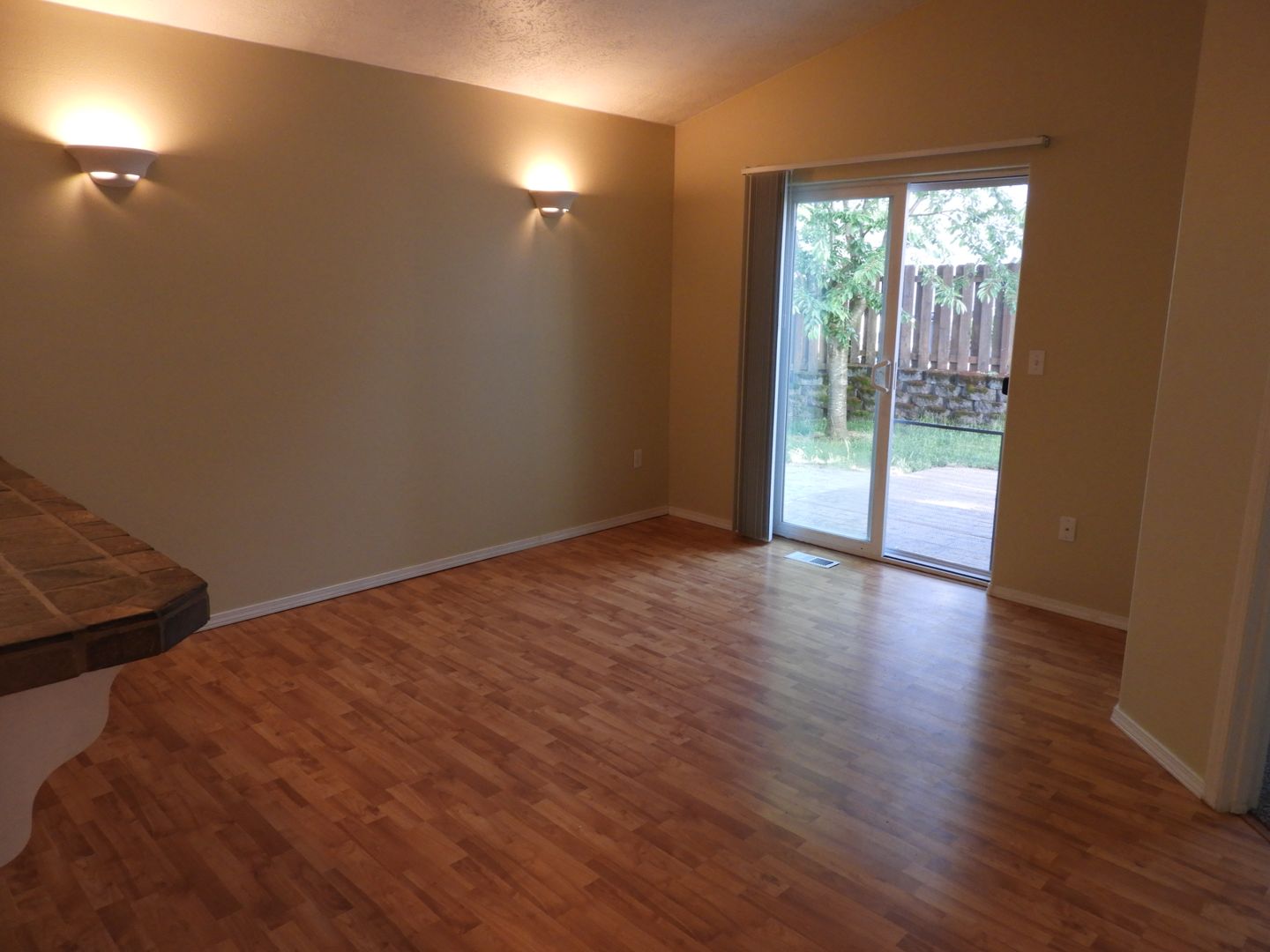 38979 Jerger St. - Sandy - Oregon - 3 bed, 2 bath rental property